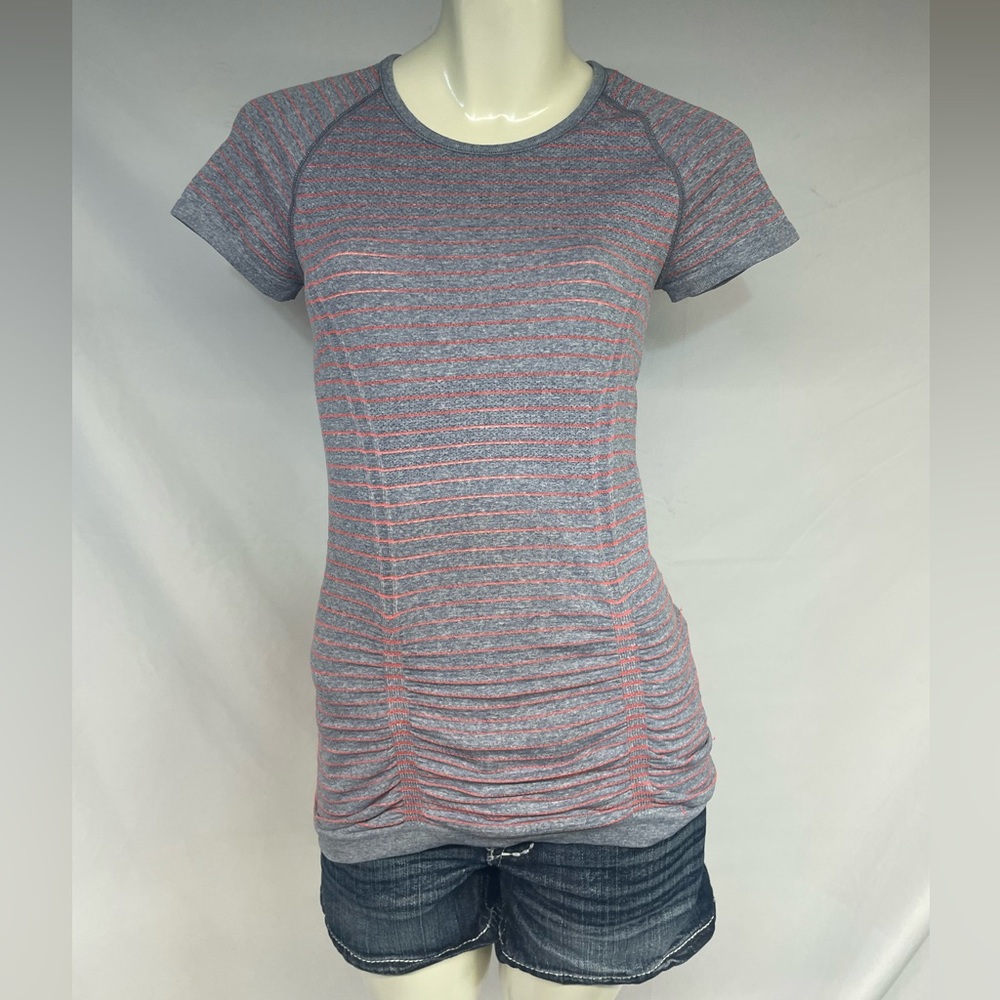 Women’s small Athleta top